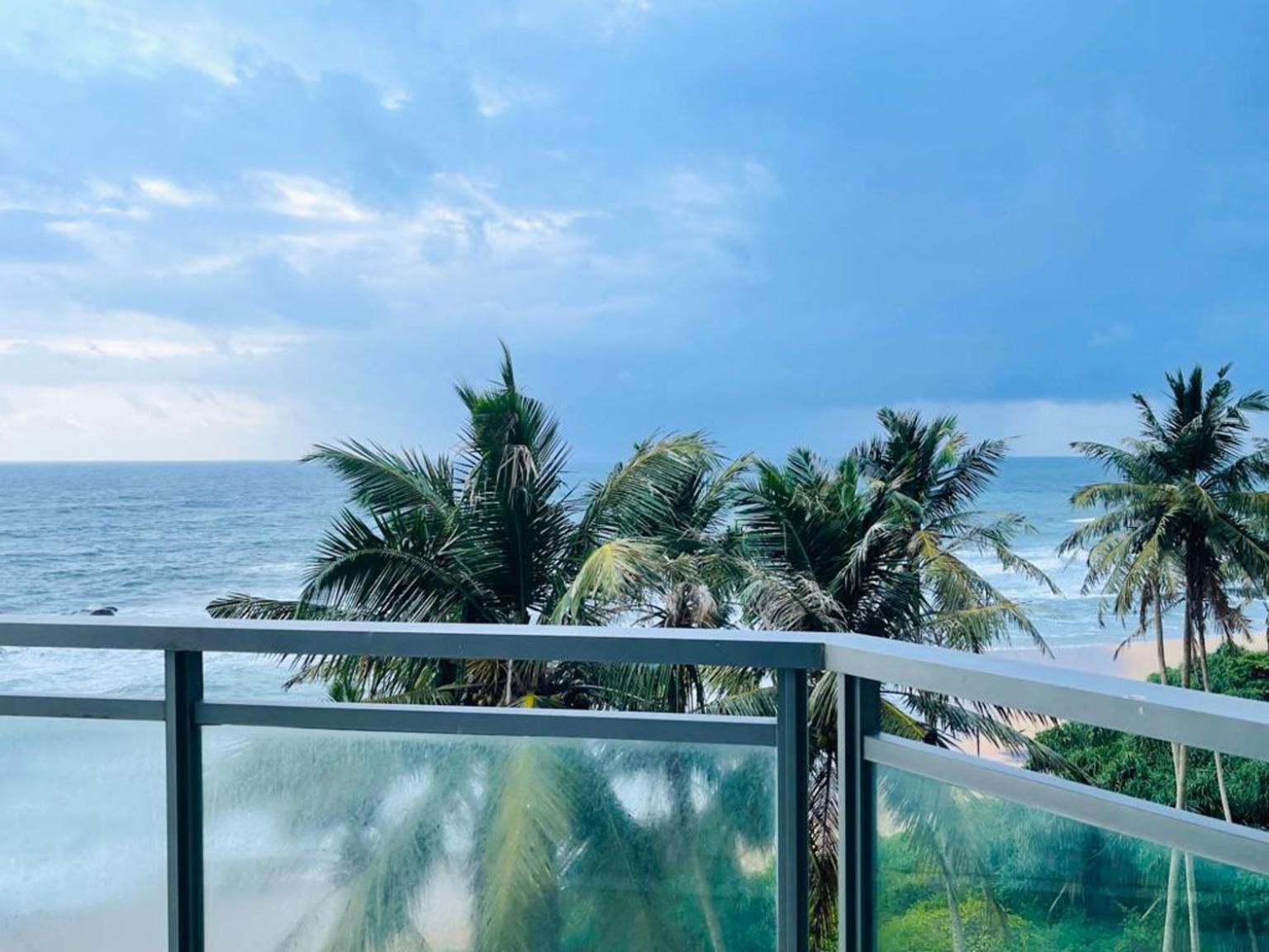 Hasara Oceanfront Apartments Galle Zewnętrze zdjęcie